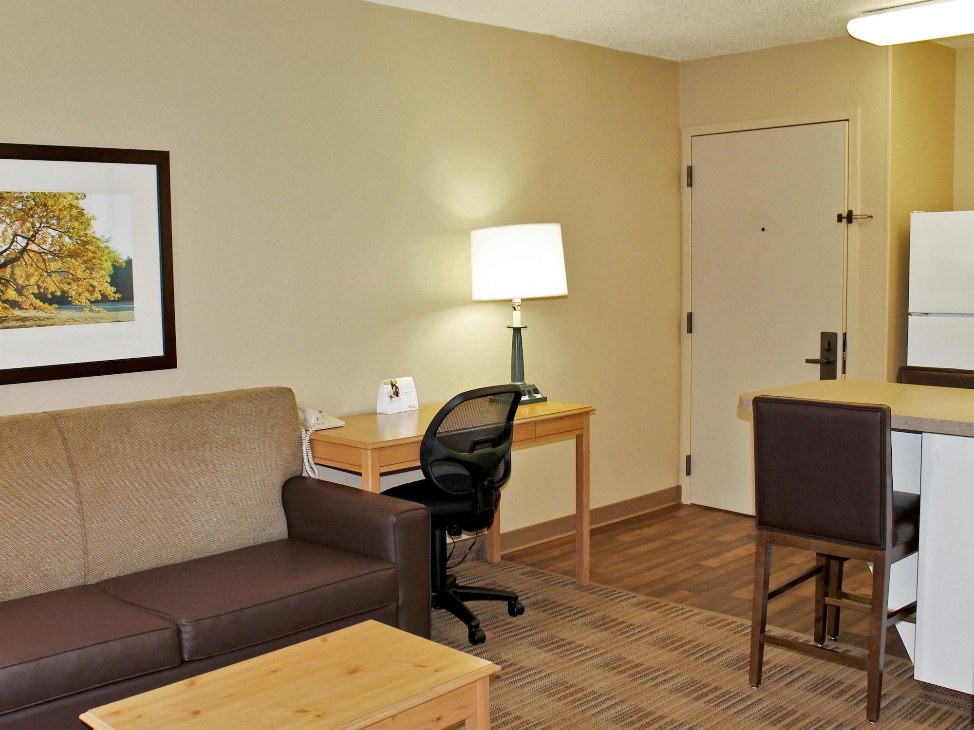 Extended Stay America Suites - North Chesterfield - Arboretum Richmond Exterior photo